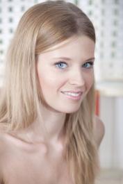 Adorable blue-eyed teen Angel Hott seduces a gray-haired guy and gets rammed