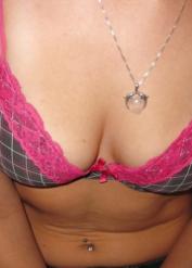 Amateur babe Jasmine Jolie slipping off her clothes and spreading her legs