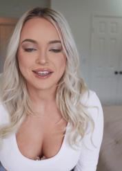 Blowjob porn with fairytale Alexis Kay from Mofos