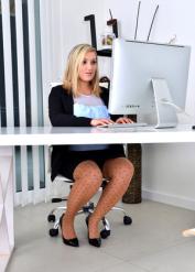 Crystal Swift XXX Momsbangteens Mature Www Desimmssex Porn