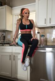 Curvaceous MILF Richelle Ryan stretches and strips before hardcore sex