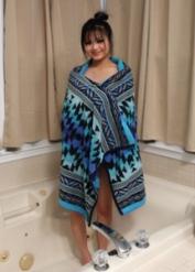 Cute teen Jia Zi masturbates with a back scrubber while taking a bath