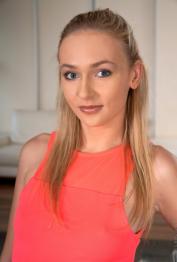 Czech stunner Jenny Wild spreads her virgin pussy and touches herself