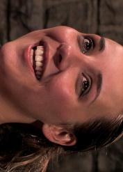 Delilah Strong XXX Waitress Femdom Bolnde Porn Porn