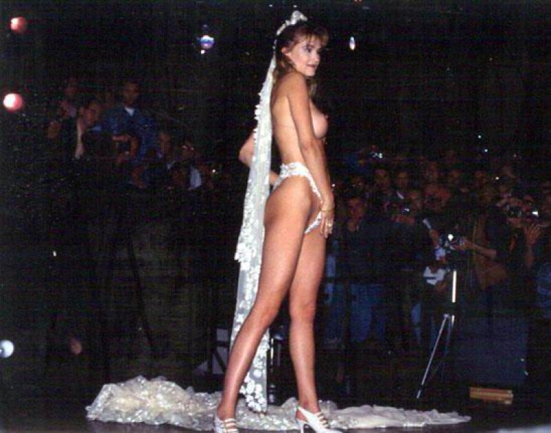 eva-henger-mix_1783984050_0_19