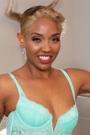 Horny shemale TS Foxxy bangs stunning ebony with a bubble ass Lotus Lain