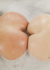 Hot chicks AJ Applegate and Savannah Fox displaying their big round asses