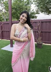 Inveigling Jasmine Sherni at big cock sex