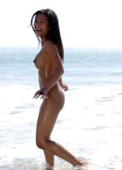 Jana Jordan Kina Kai XXX Baby Beach Rip Porn