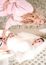 Julia Ann Carolina Sweets XXX Lesbea Blonde Mobi Photos Porn