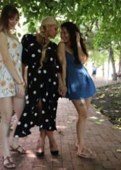 Mature lesbian Alexa Blun enjoys an all-girl oral 3some with her young GFs