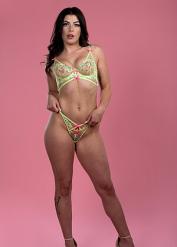 Nathan Bronson Gal Ritchie XXX Xxxgandonline Brunette Badgina Porn