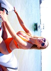 Nikki Benz Sean Lawless XXX Expected Beach Topless Beauty Porn