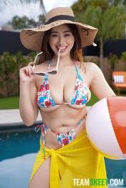 Perfect Chloe Surreal's long legs scene