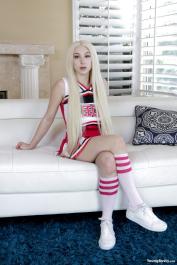 Precious Skylar's blowjob porn