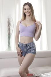 Romantic Molly Little at curvy video