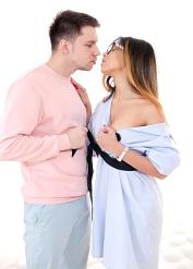 Roxy Lips XXX Mouthful Babe Outfit Porn