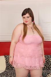 SSBBW Saphire Rose in pigtails posing naked showing saggy tits & spread twat
