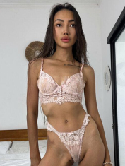 Asian Lili