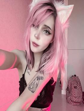Maya Pink