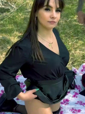 Bella Sexy