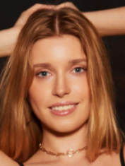 Freya Mayer