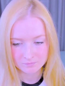 Lalypeach