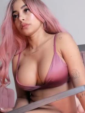 Mia_pearls
