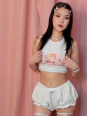 Cute_kittennnn