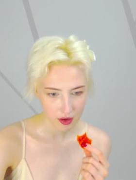 Stephanie_dea