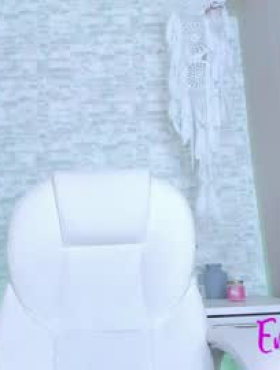 Emily_evan